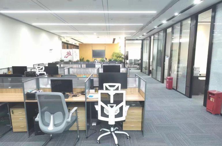 20元起松岗溪头地铁口楼上500平现成精装修厂房出租仓库出租