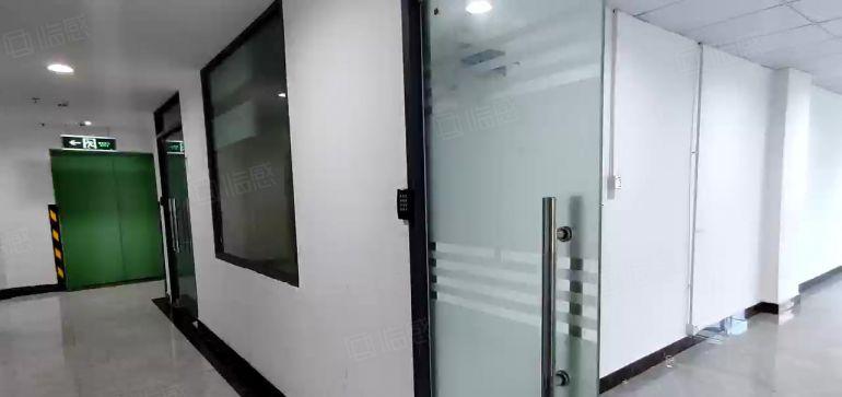 西乡精装小面积厂房仓库，60平90平100平160平可注册！