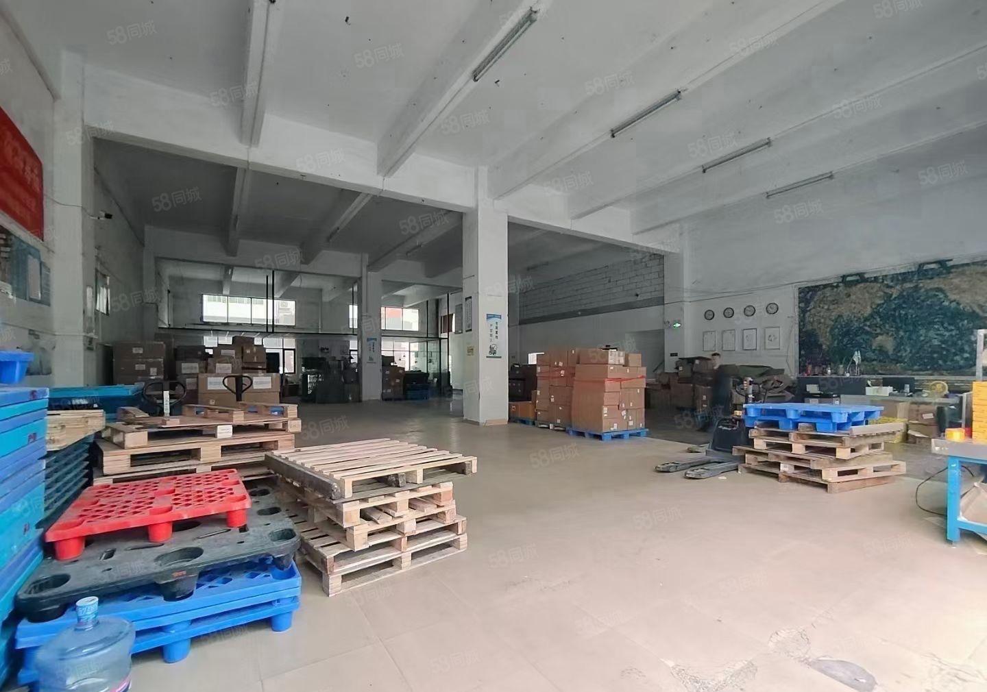 福永新出一楼 800平方厂房出租带装修空地大可进挂车