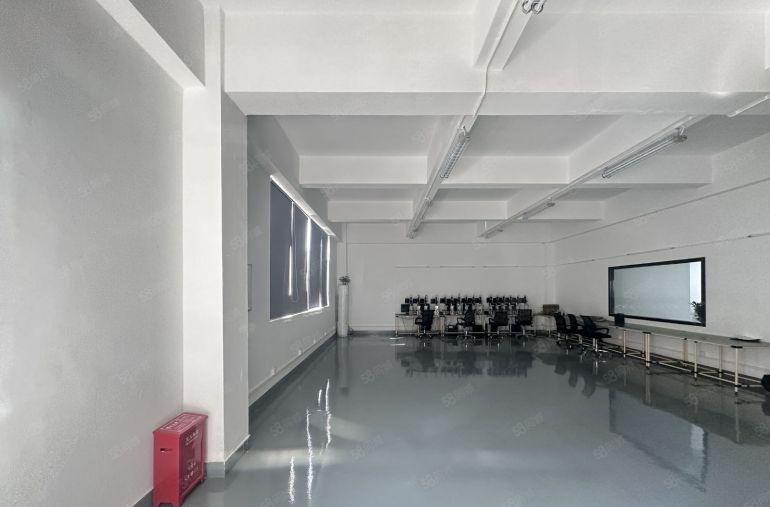 福永原房东3000平精装修办公厂房出租一楼仓库可分租