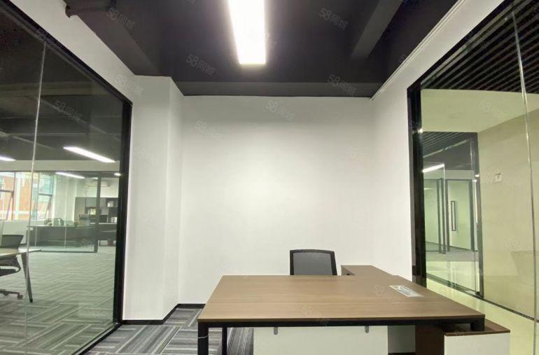 直租！精装办公仓库380平带隔间空调，有货梯，直租拎包办公！