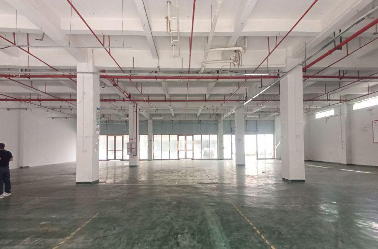 福永地铁口旁18.88块重工业厂房楼上1000平面积大小可分