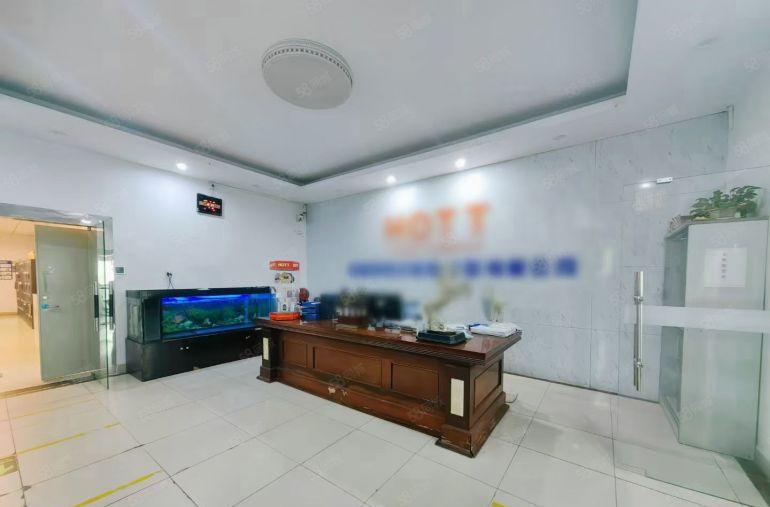 石岩原房东无公摊5000平独门独院厂房合同8年空地超大可以分