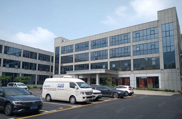 石岩地铁口厂房出租带装修面积200至10000平米停车位充足