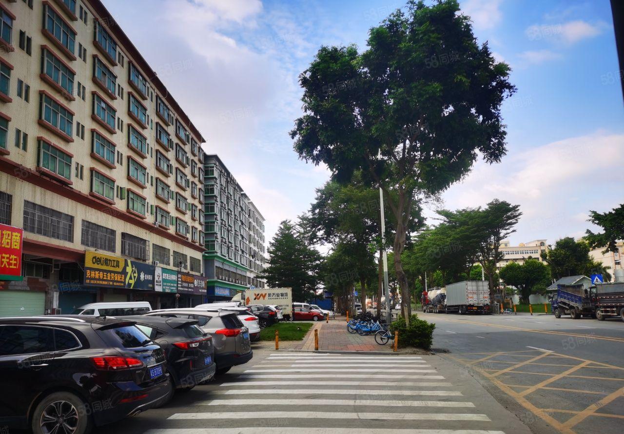 深圳市宝安区福永靠会展中心新出宿舍楼6800平大小可分可短租
