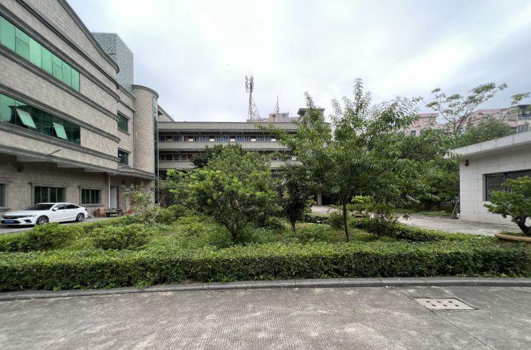 沙井花园式红本一楼1680平方厂房分租 可整租8650平独院