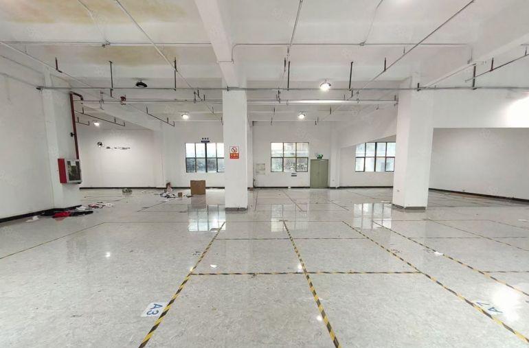 西乡固戍原房东，一楼带装修1200平厂房仓库出租，园区形象好