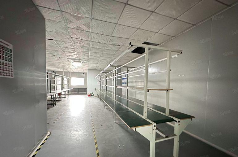 深圳宝安大道边地铁口附近园区楼上300平带拉线带装修厂房出租