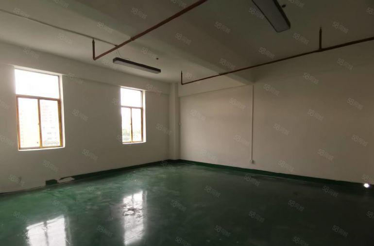 沙井黄埔楼上240平带装修一间办公室水电到位