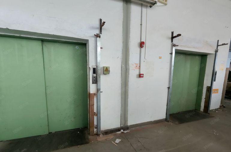 新安新出1300平厂房仓库出租精装修原房东带红本大小可分