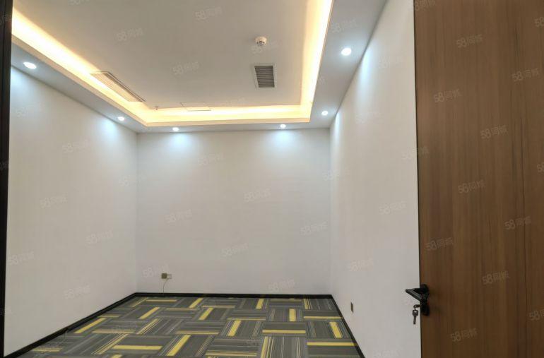 12号线桃源居地铁400平工区客坐40人4加1格局配家私空调