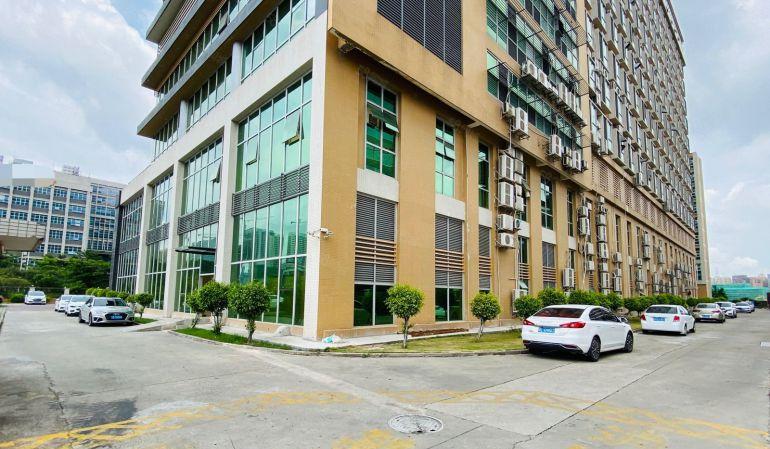 宝安区石岩精装修二楼1000平水电齐全无转让费LED厂房出租