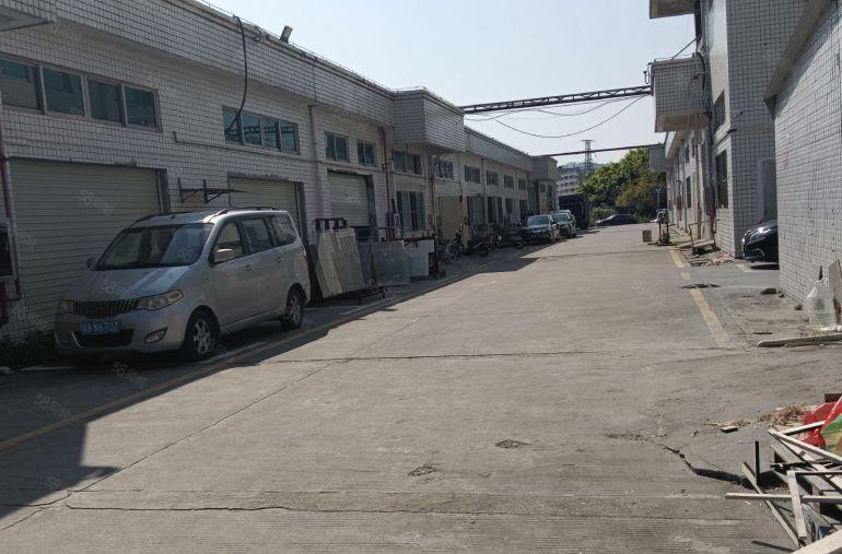 西乡九围工业区一楼610平，有办公室，能进大车！