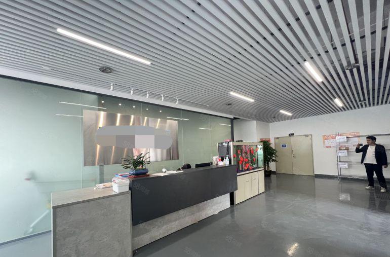 福永桥头地铁口边精装修厂房仓库办公室1500平方出租转分租