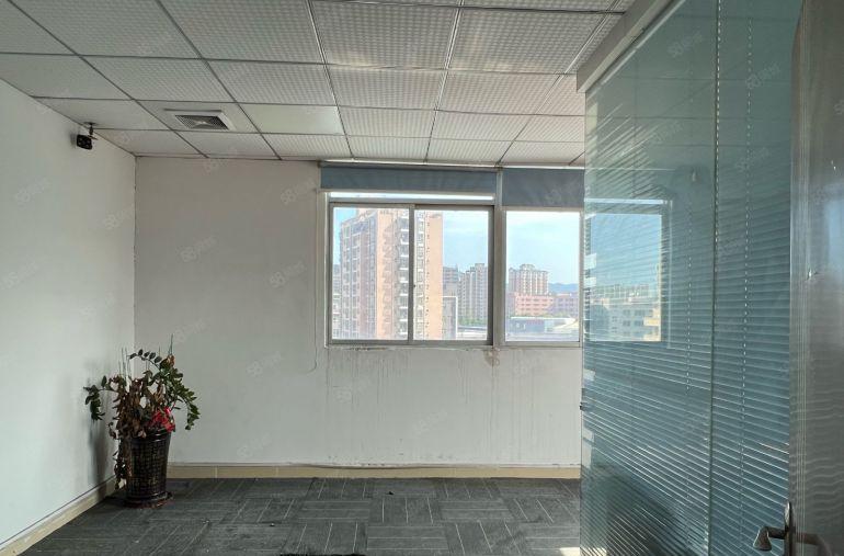 石岩水田工业区500平方原房东工业园精装修红本厂房出租零公摊