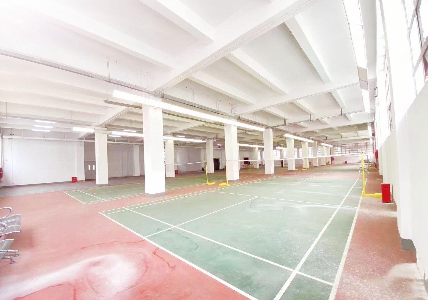 福永107国道边上一楼3500平，带装修格局方正