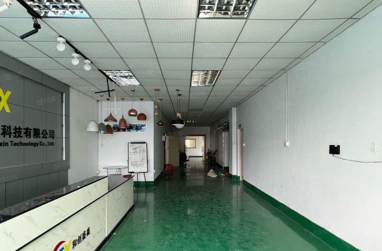 石岩南光高速口1000平精装修原房东工业园红本厂房出租可分租