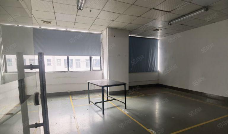 后亭地铁口全新厂房750平，带精装修，不要转让费，3吨大电梯