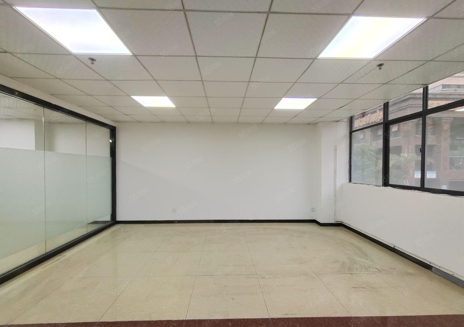 西乡，银田，电梯口450平精装修办公仓库，拎包入驻，租金38