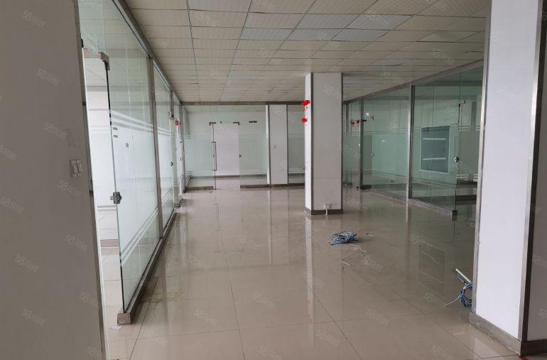 西乡2700平方大型工业园带装修厂房出租