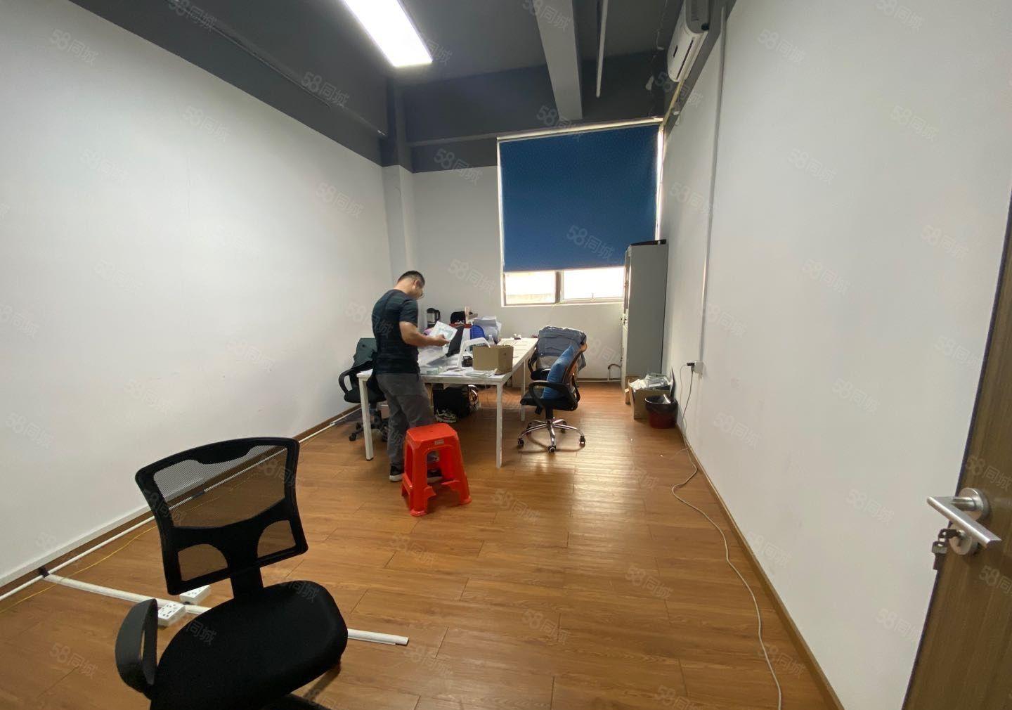 福永小面积200平方厂房出租水电到位带装修有前台办公室