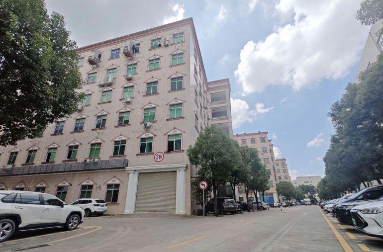 西乡地铁口工业园2000平精装修厂房出租电商一楼仓库可分租