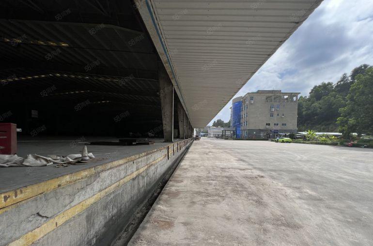 石岩高速口滴水9米钢构厂房3000平仓库出租带卸货平台空地大