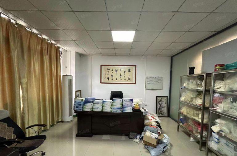 西乡航城，鹤洲九围工业园，带装修660平厂房出租，租金便宜