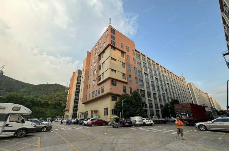 西乡黄田地铁口大型高新产业园新出独栋19200平可分3600