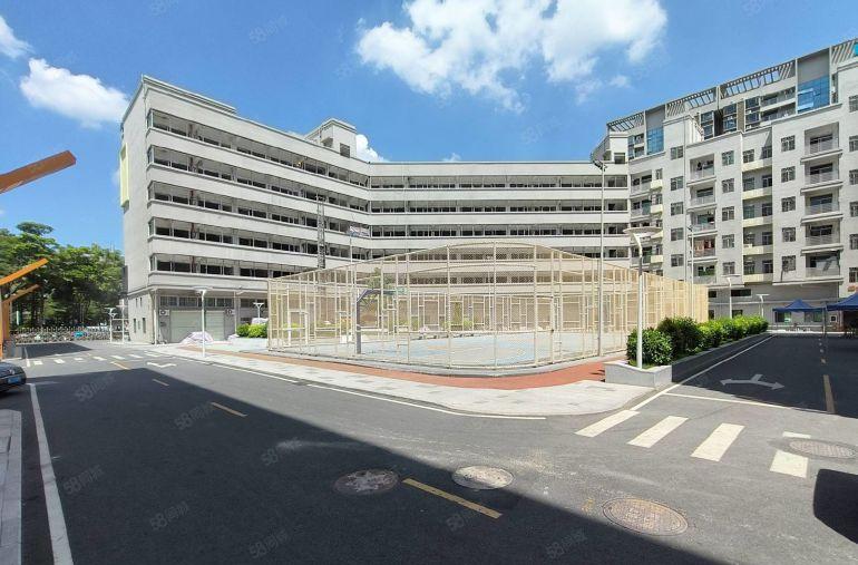 宝安石岩汽车站旁独院分租一二楼1000平一层有装修