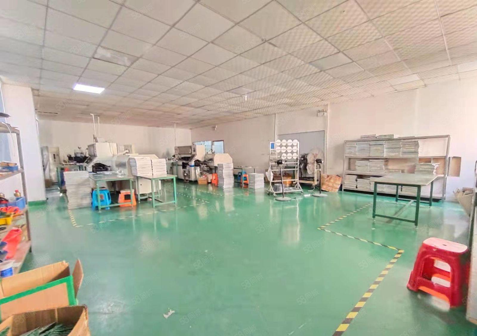 石岩北环圆领原房东新出680平厂房出租租金便宜，带现成装