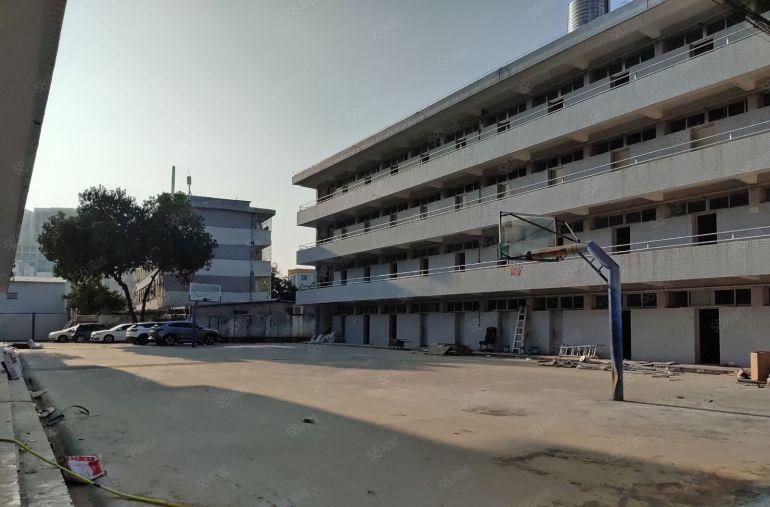 福永桥头地铁口15000平米厂房宿舍出租