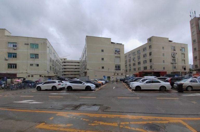 宝安石岩水田工业园1000平地坪漆厂房仓库低价出租大小可分租