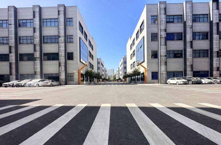 300平起分租 宝安福永桥头5000平厂房仓库出租 形象好