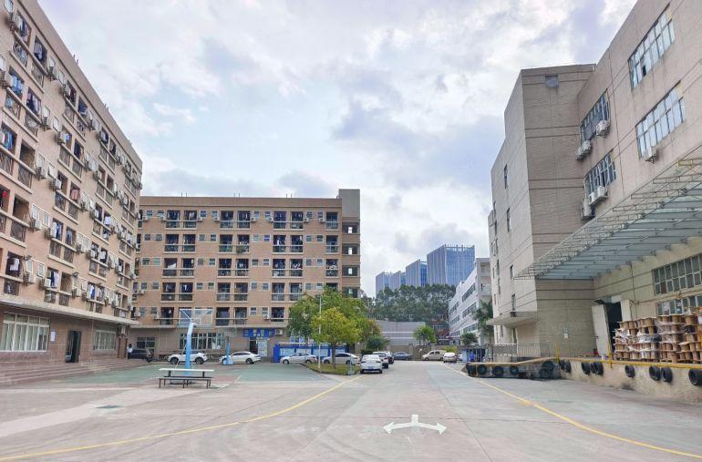 石岩厂房电商物流仓库出租1000平至3000平方精装修原房东