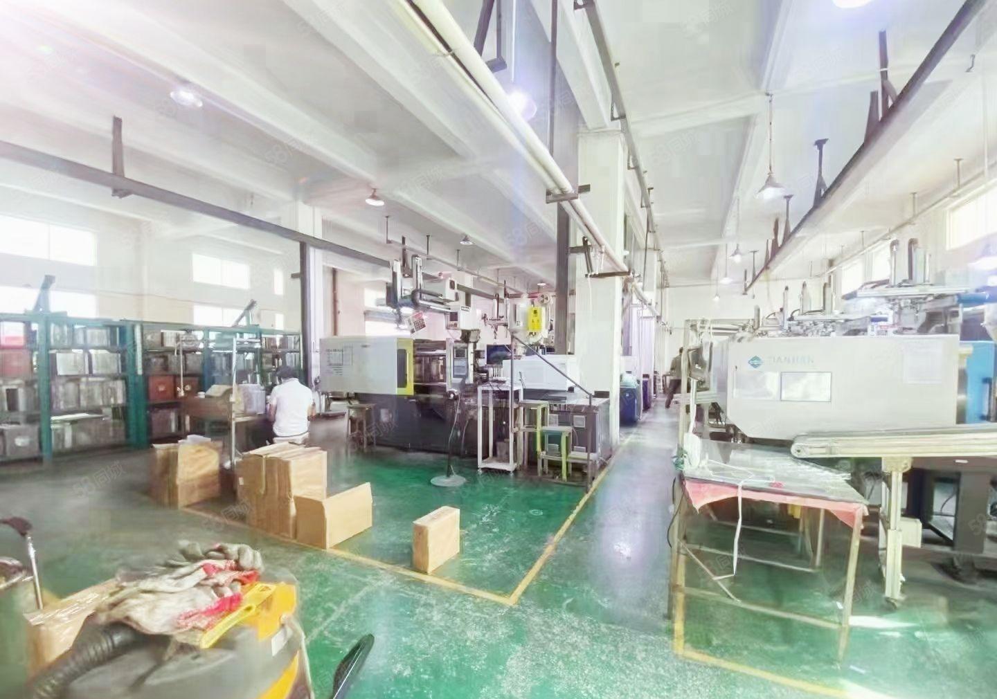 福永塘尾出租一楼960平重工业厂房，带装修，无需转让费