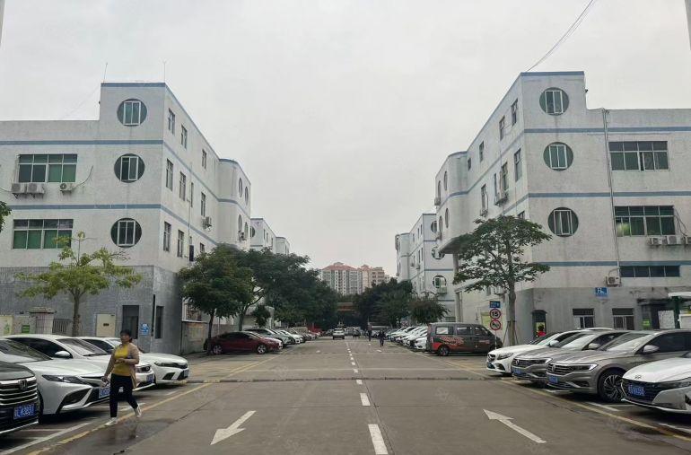 沙井西环路沙三工业区一楼500平注塑和模具厂房出租带行车