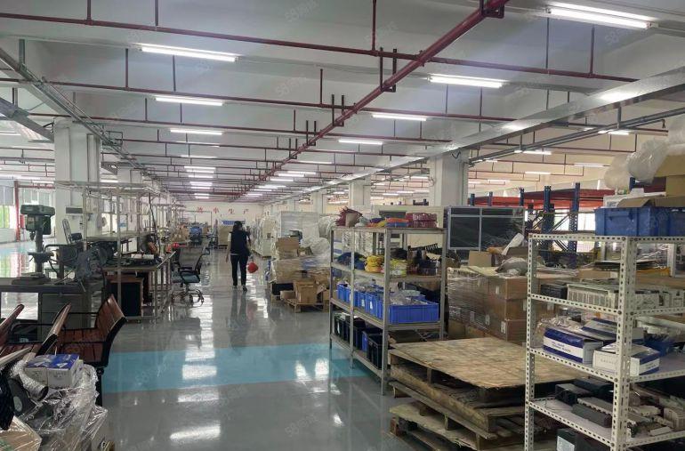 西乡桃源科技园开发商红本电改园区整层1800方医疗设备