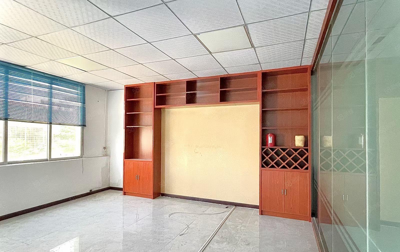 松岗潭头107国道边适合做厂房加工研发办公贸易精装修大小可分