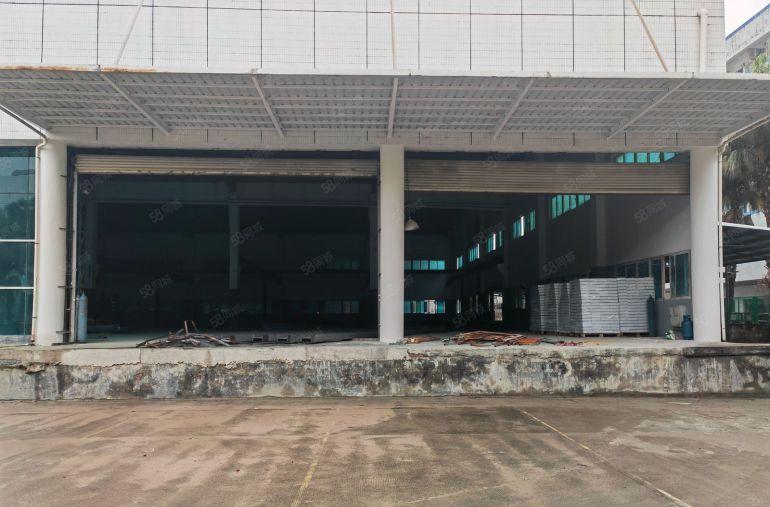 谢岗镇超漂亮厂房出租，滴水8米，砖墙到顶，带牛腿