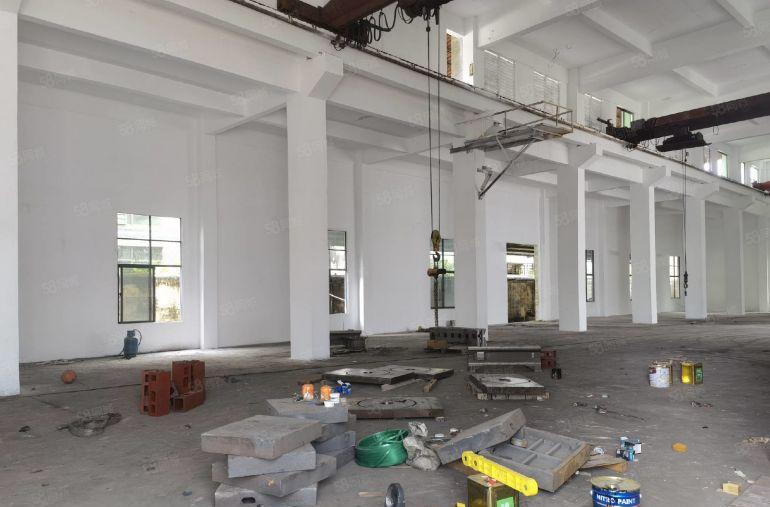 秋长带现成行车单一层钢构1800平层高12米厂房出租