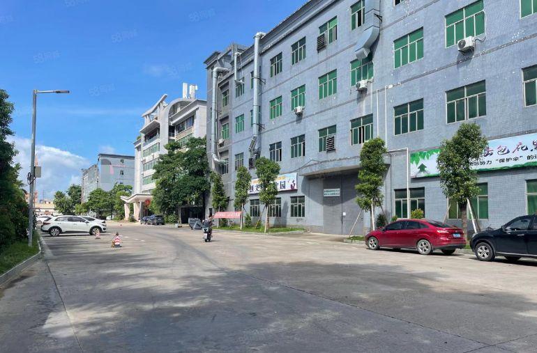 新圩南坑工业区新出楼上整层面积1000平厂房出租原房东无公摊