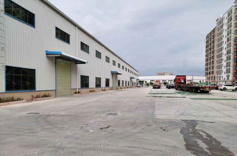 大亚湾12米高钢构厂房10050平  大小可分