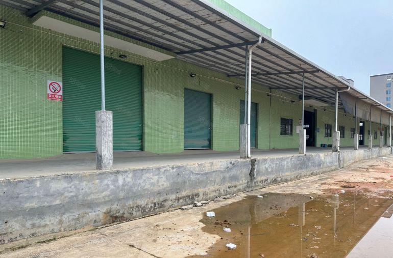 带卸货平台单一层，证件齐全有消防喷淋