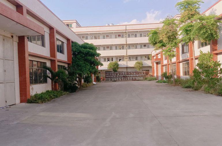 石湾原房东独院厂房出租1500平，空地超大交通方便，可办环评