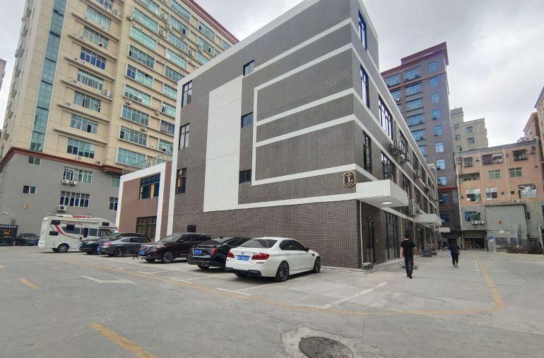 龙华大浪羊台山地铁口小独栋2000平厂房出租，适合总部，研发