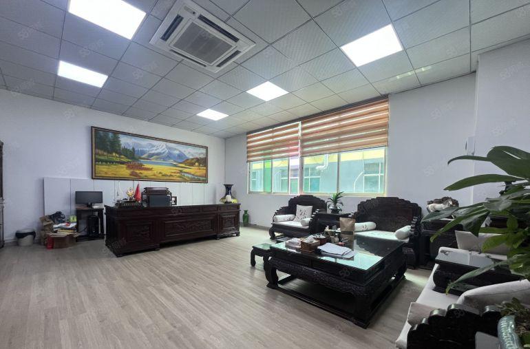 龙华元芬地铁站 2000平米精装修 原房东厂房出租 位置好