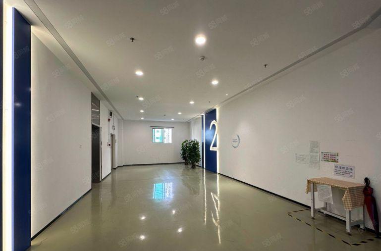 龙华观澜独门独院23000平厂房出租带卸货平台可进大车