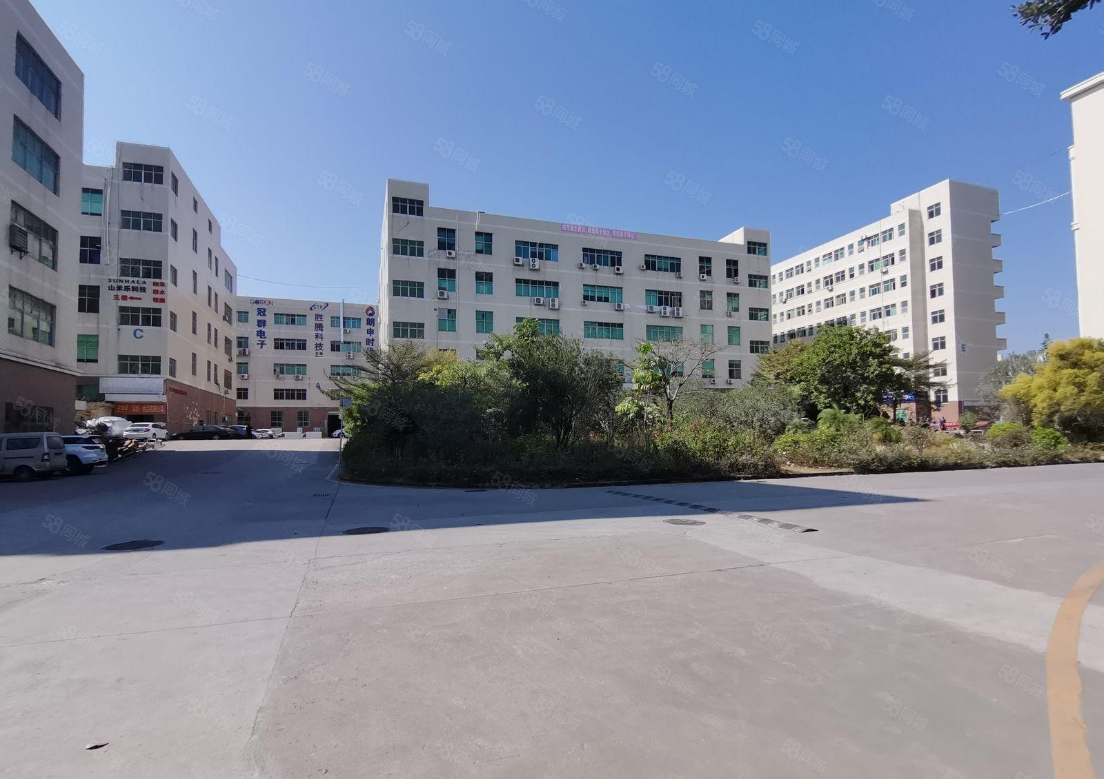 观澜高速口形象超好园区28000平原房东一楼二楼厂房仓库出租