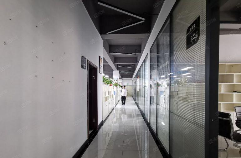 龙华大浪1000平原房东精装修红本厂房出租地铁口附近交通便利